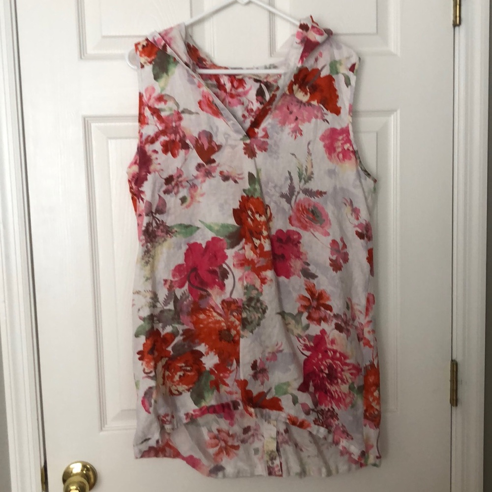 Soft Surrounding top large